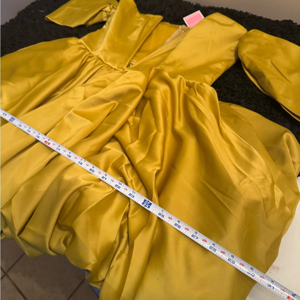 Pretty little thing Chartreuse ball dress - Picture 5 of 16